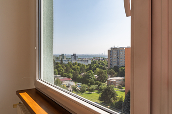 Pronájem bytu 2+kk v osobním vlastnictví 45 m², Praha 8 - Kobylisy