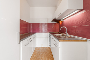 Pronájem bytu 2+kk v osobním vlastnictví 45 m², Praha 8 - Kobylisy