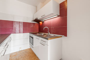 Pronájem bytu 2+kk v osobním vlastnictví 45 m², Praha 8 - Kobylisy