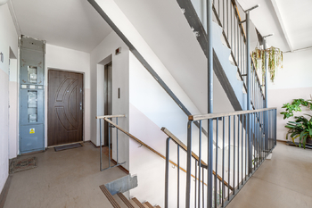 Pronájem bytu 2+kk v osobním vlastnictví 45 m², Praha 8 - Kobylisy
