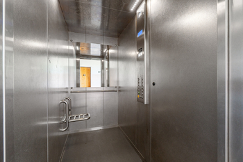 Pronájem bytu 2+kk v osobním vlastnictví 45 m², Praha 8 - Kobylisy