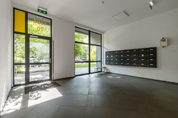 Pronájem bytu 2+kk v osobním vlastnictví 45 m², Praha 8 - Kobylisy