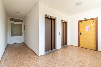 Pronájem bytu 2+kk v osobním vlastnictví 44 m², Praha 9 - Černý Most