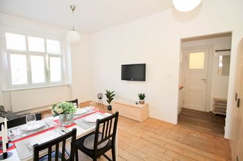 Pronájem bytu 2+1 v osobním vlastnictví 53 m², Praha 8 - Libeň