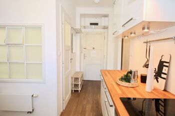 Pronájem bytu 2+1 v osobním vlastnictví 53 m², Praha 8 - Libeň