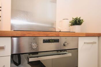 Pronájem bytu 2+1 v osobním vlastnictví 53 m², Praha 8 - Libeň