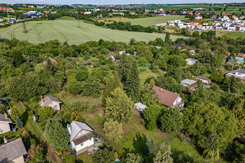 Prodej pozemku 1182 m², Praha 5 - Řeporyje