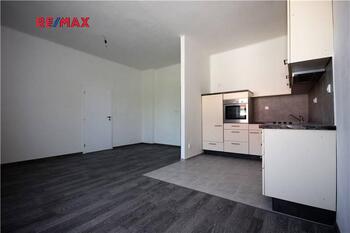 Pronájem bytu 2+kk v osobním vlastnictví 63 m², Opařany