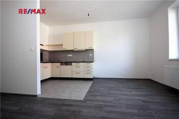 Pronájem bytu 2+kk v osobním vlastnictví 63 m², Opařany