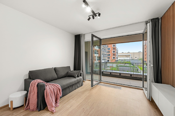 Pronájem bytu 1+kk v osobním vlastnictví 45 m², Praha 9 - Hloubětín
