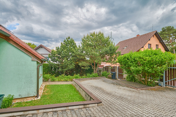 Prodej domu 206 m², Chýnice