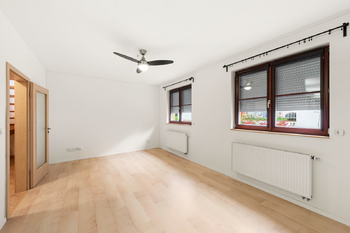 Prodej bytu 3+kk v osobním vlastnictví 87 m², Praha 5 - Zličín