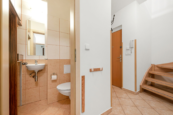 Prodej bytu 3+kk v osobním vlastnictví 87 m², Praha 5 - Zličín