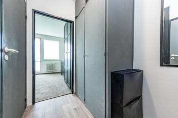 Pronájem bytu 1+kk v družstevním vlastnictví 32 m², Praha 6 - Vokovice