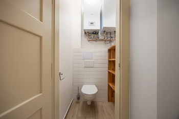 WC - Pronájem bytu 1+1 v osobním vlastnictví 46 m², Praha 3 - Žižkov