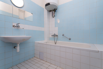 koupelna - Pronájem bytu 3+1 v osobním vlastnictví 120 m², Praha 5 - Smíchov