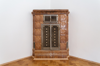 kamna obývák - Pronájem bytu 3+1 v osobním vlastnictví 120 m², Praha 5 - Smíchov