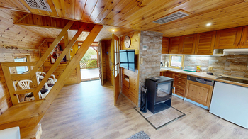 obývací pokoj s kuchyní - Prodej chaty / chalupy 62 m², Týnec nad Sázavou