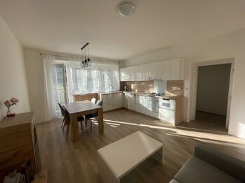 Pronájem bytu 3+kk v osobním vlastnictví 62 m², Zlín