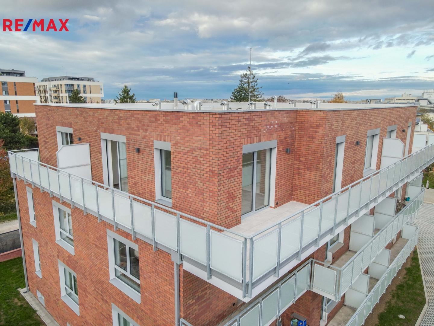 Prodej bytu 3+kk v osobním vlastnictví, 133 m2, Praha 5 - Třebonice