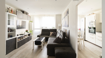 Obytná místnost - Prodej bytu 3+1 v osobním vlastnictví 76 m², Praha 4 - Chodov