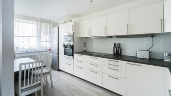 Prodej bytu 3+1 v osobním vlastnictví 76 m², Praha 4 - Chodov