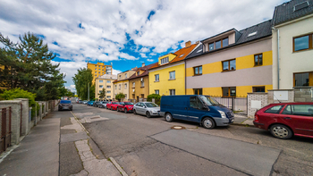 14. Ulice Klánovická - Pronájem bytu 1+kk v osobním vlastnictví 22 m², Praha 9 - Hloubětín