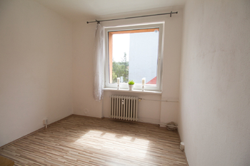 ložnice - Pronájem bytu 2+kk v osobním vlastnictví 42 m², Praha 5 - Zbraslav