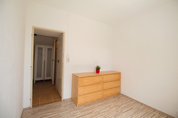 ložnice - Pronájem bytu 2+kk v osobním vlastnictví 42 m², Praha 5 - Zbraslav