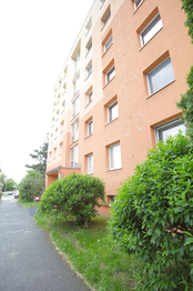 bytový dům - Pronájem bytu 2+kk v osobním vlastnictví 42 m², Praha 5 - Zbraslav
