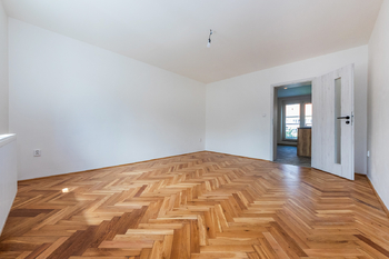 10. Druhá ložnice - Pronájem bytu 3+kk v osobním vlastnictví 77 m², Praha 9 - Hloubětín