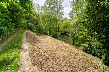 Prodej pozemku 1057 m², Mezouň