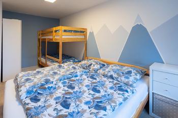 Ložnice patro - Prodej domu 170 m², Mladé Buky