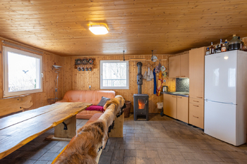 Altán interiér - Prodej domu 170 m², Mladé Buky