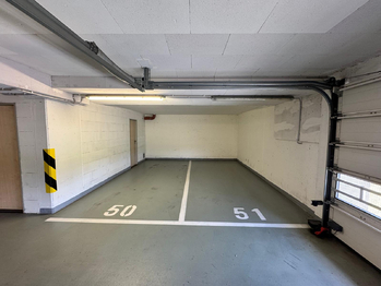 Garážová stání č. 50 a 51 - Pronájem garážového stání 30 m², Praha 9 - Kyje 