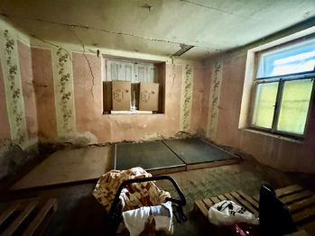 Vnitřní pokoj 2 - Prodej domu 73 m², Číčovice