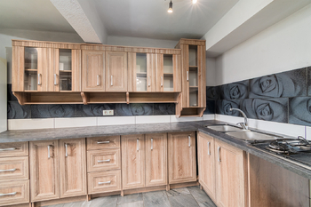 Prodej domu 194 m², Spálené Poříčí