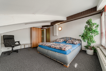 Prodej obchodních prostor 654 m², Havířov