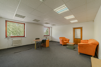 Prodej obchodních prostor 654 m², Havířov