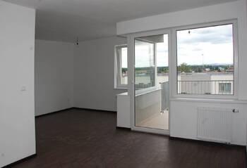Pronájem bytu 4+kk v osobním vlastnictví 89 m², Velký Osek