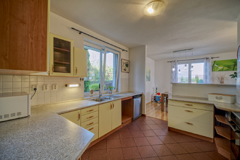 kuchyň 1 - Prodej domu 216 m², Cerhovice