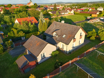 exteriér - Prodej domu 216 m², Cerhovice 