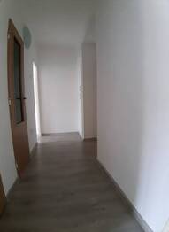 chodba - Pronájem bytu 1+1 v osobním vlastnictví 36 m², Slavičín