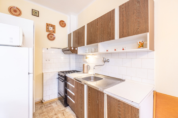 Kuchyňská linka - Prodej bytu 2+kk v osobním vlastnictví 47 m², Praha 4 - Krč