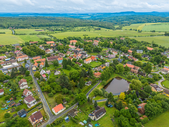 Prodej pozemku 1180 m², Běleč