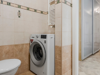 Pronájem bytu 2+1 v osobním vlastnictví 63 m², Praha 10 - Vršovice