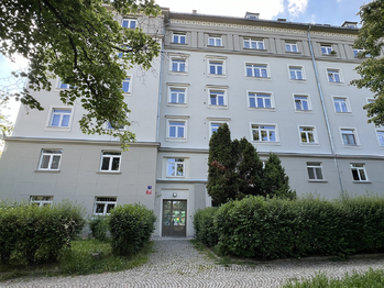 Pronájem bytu 2+1 v osobním vlastnictví 63 m², Praha 10 - Vršovice