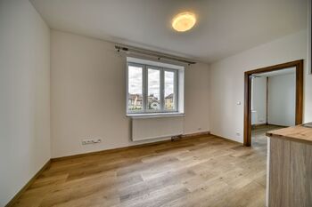 Pronájem bytu 1+1 v osobním vlastnictví 44 m², Poděbrady