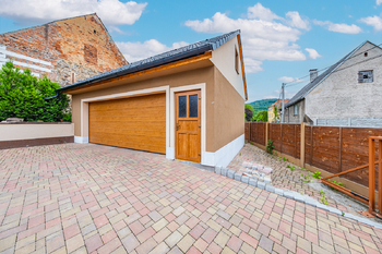 Prodej chaty / chalupy 200 m², Okounov