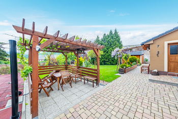 Prodej chaty / chalupy 200 m², Okounov